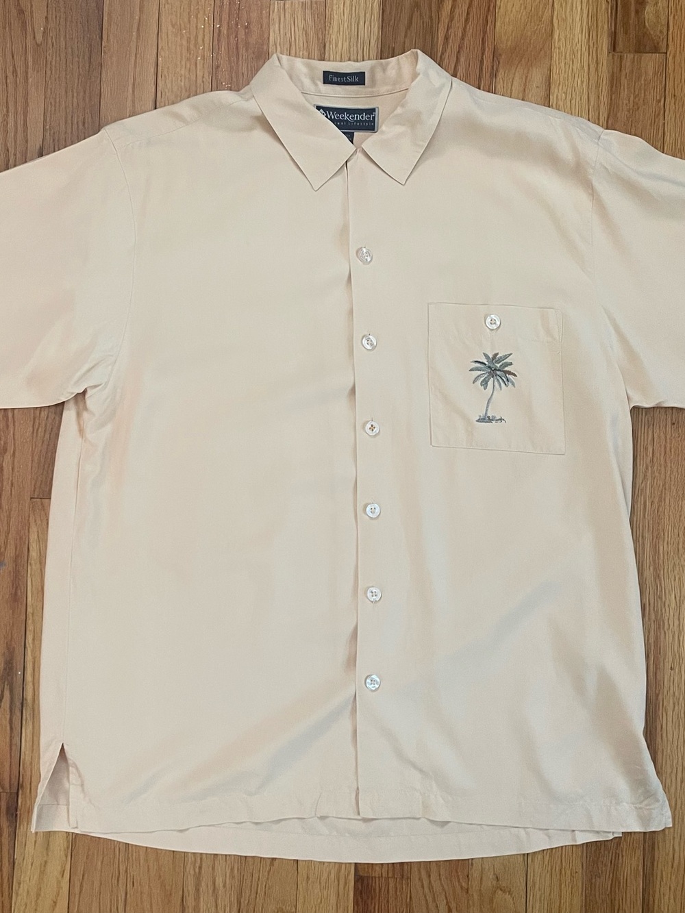 Weekenders Short Sleeve Button Down Shirt Men’s Size L Silk Casual Resort Wear